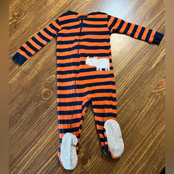 Carters Pajamas 3 - Picture 6 of 6